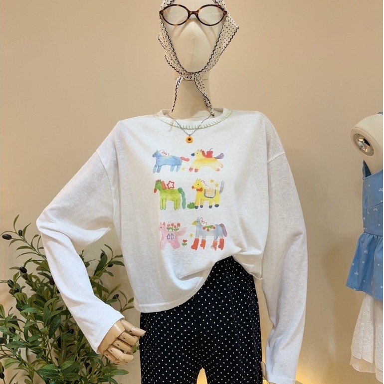 เสื้อครอปผ้าบาง สเวตเตอร์ผ้าสลาฟ เสื้อแฟชั่นผู้หญิง พิมพ์ลายคอถัก