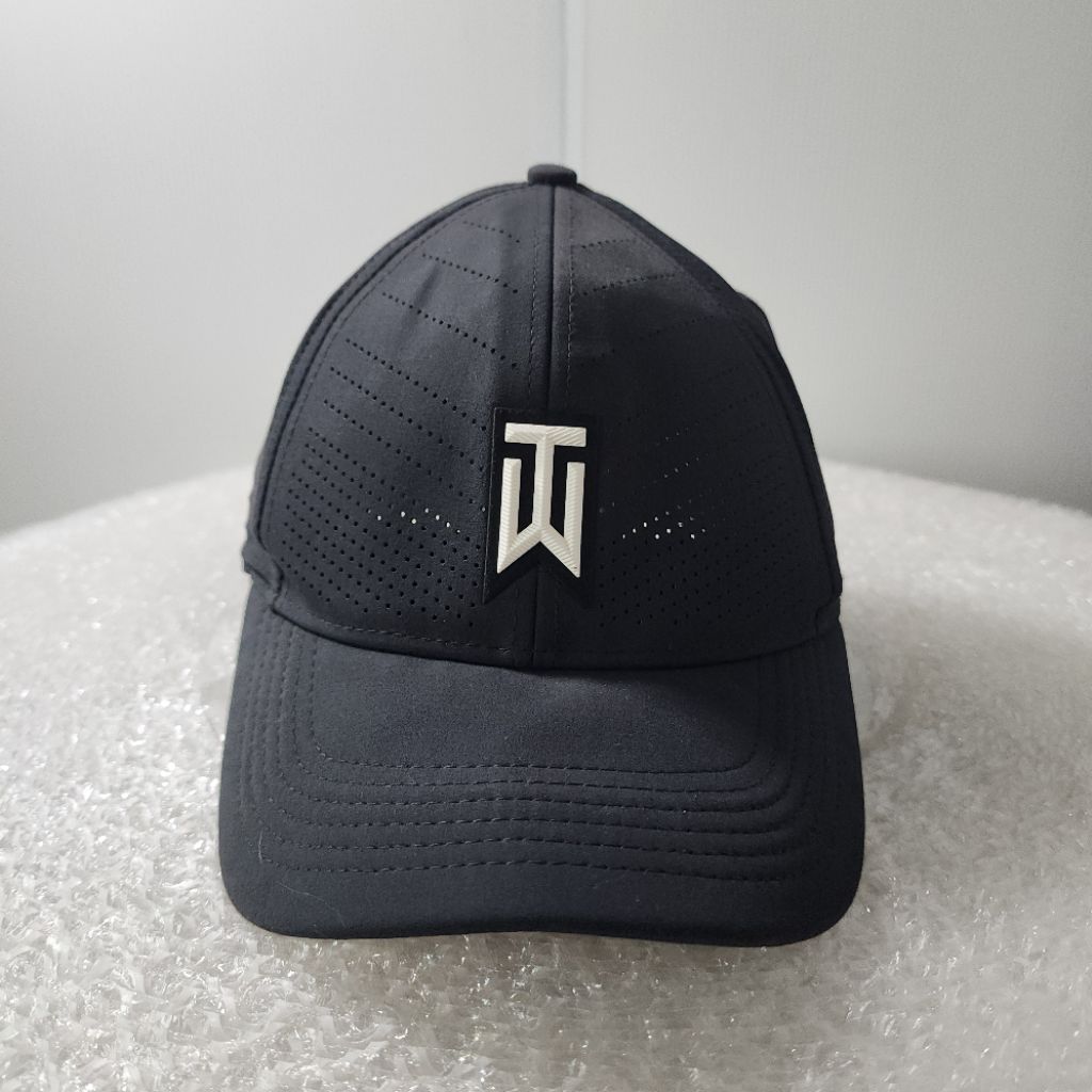 หมวก Nike Heritage86 TigerWoods (2nd Hand)