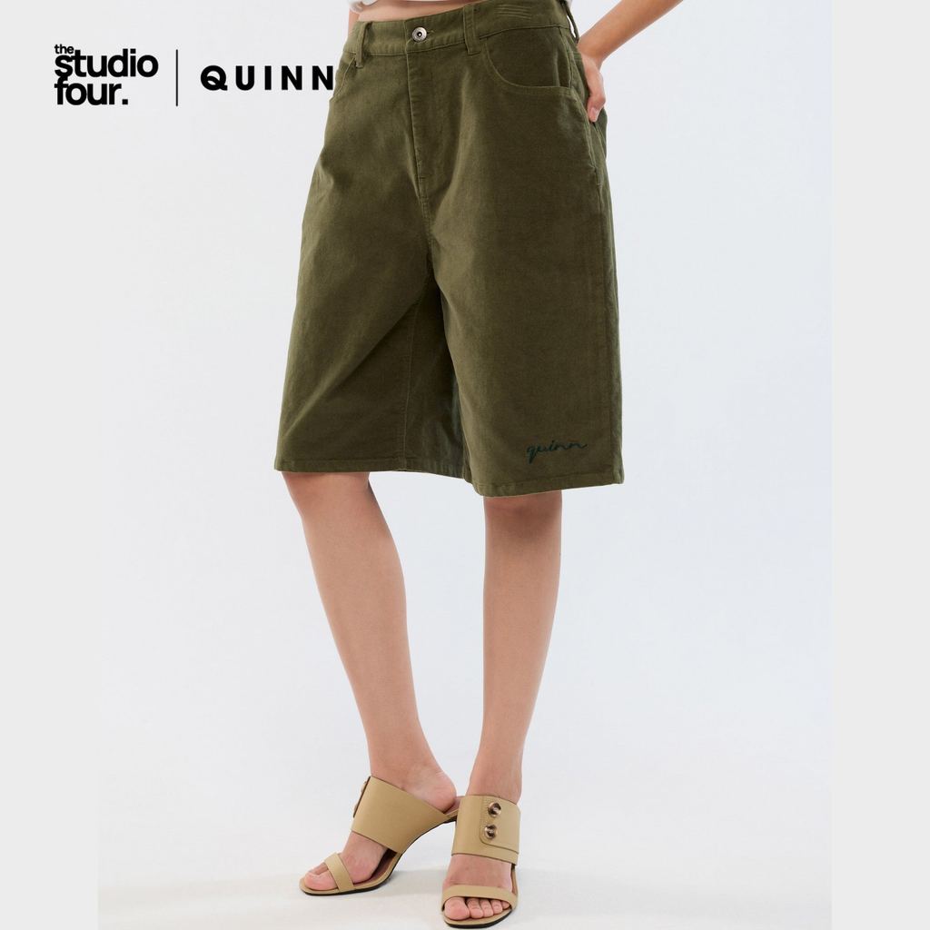 QUINN - Logo Wide Leg Shorts กางเกงขาสั้น (Q26PGWA024)