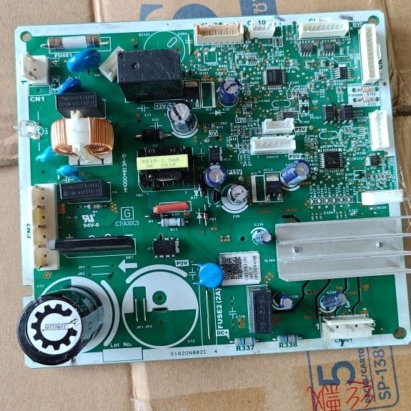 แผงวงจรตู้เย็น Hitachi Inverter พาร์ท 365L มือสอง HH0004490B