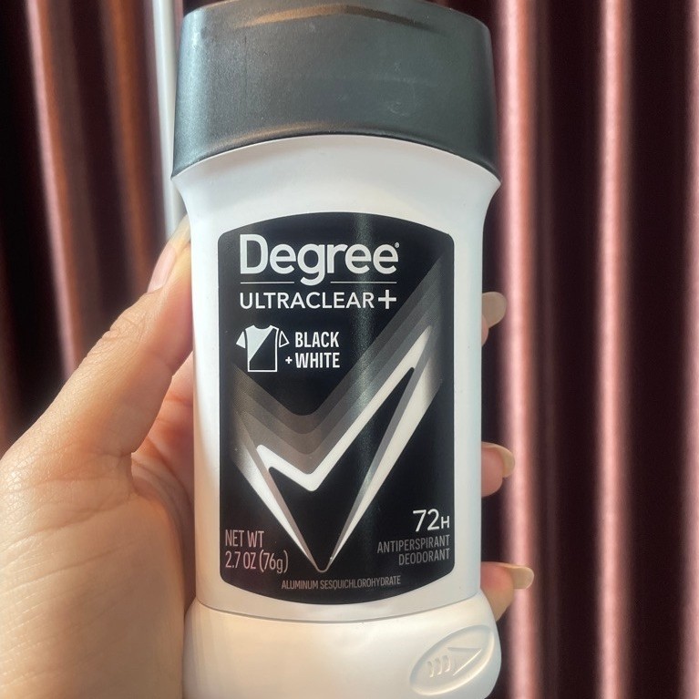 Degree Men Ultraclear Black + White Fresh 72-Hour Antiperspirant & Deodorant 76g. ของแท้