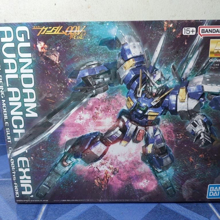 MG 1/100 GUNDAM AVALANCHE EXIA ตำหนิกล่อง
