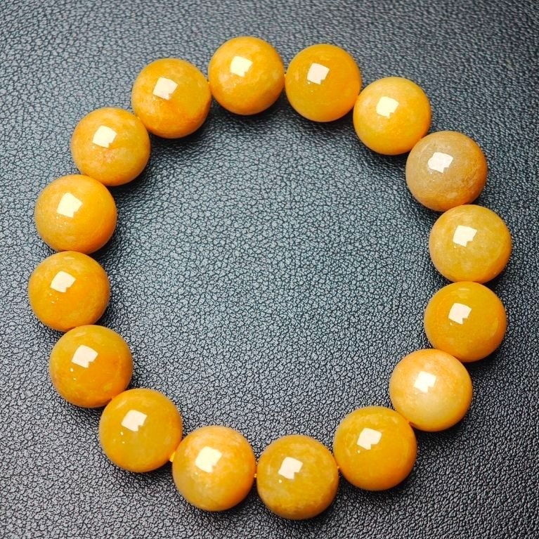 Y08 สร้อยข้อมือหยกเหลือง 13 mm  (ผ่านกระบวนการเผาและปรับปรุงคุณภาพ)