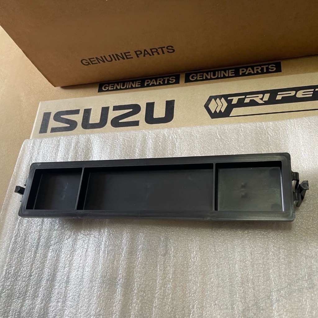 อะไหล่แท้ศูนย์ ฝาปิดกรองแอร์ D-MAX 12-19, MU-X 12-19 (EM-8-98233650-0)