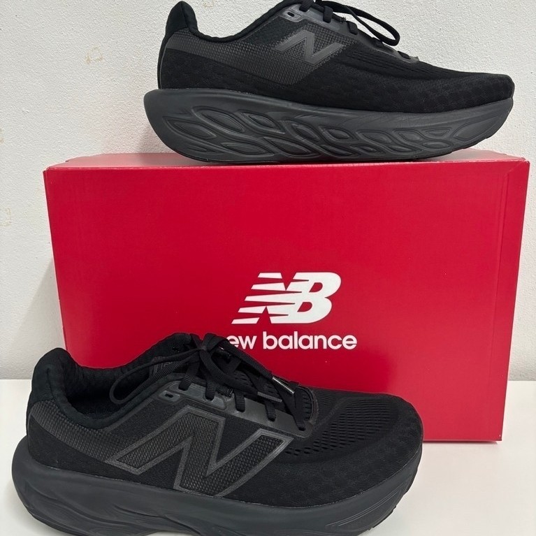 New Balance 1080v14 ผู้ชาย Size10US หน้ากว้าง(2E) มือ2‼️สภาพใหม่มากๆ