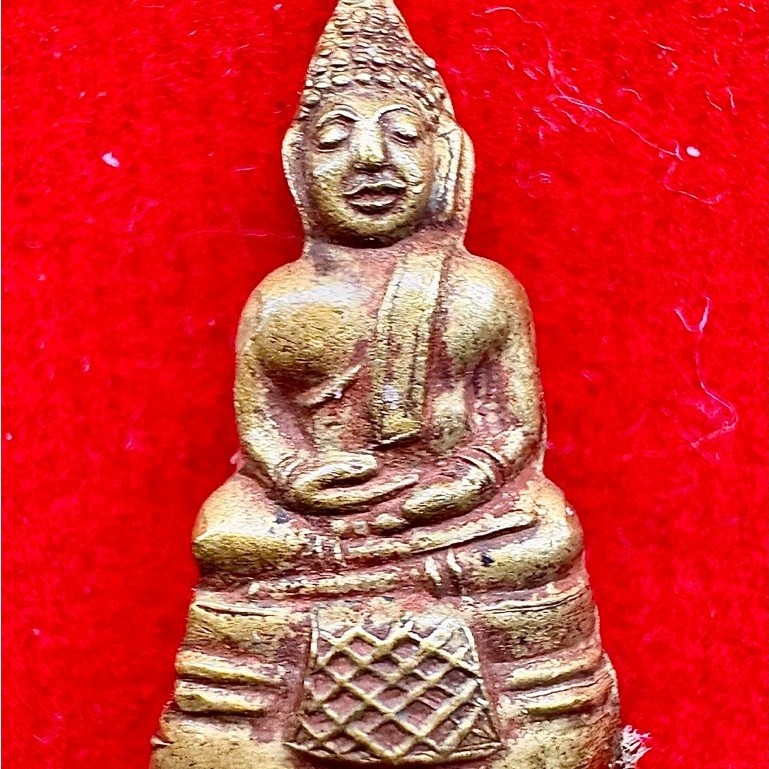 รูปเหมือนปั้ม หลวงพ่อโสธร อุดกริ่ง ก้นวงเดือน ปี2500
