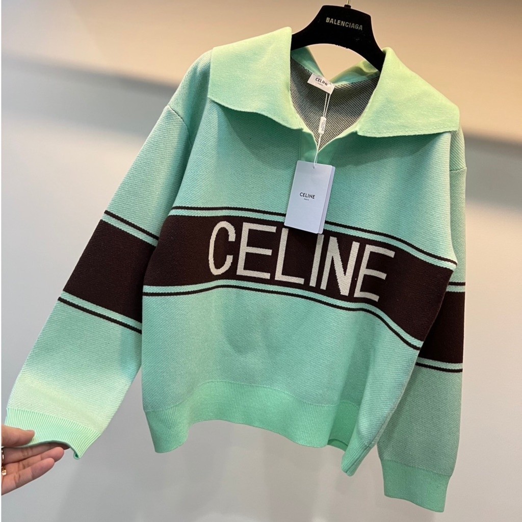 เสื้อเวตเตอร์คอปกงานผ้านิตติ้งคอปกทอสีเขียวมิ้นเนื้อผ้าหนาสีทูโทนเหมาะกับพื้นที่อากาศเย็น