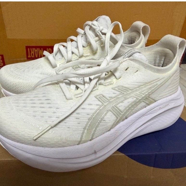 ปล่อย รองเท้าวิ่ง ASICS Nimbus 27 size 39 (24.5)