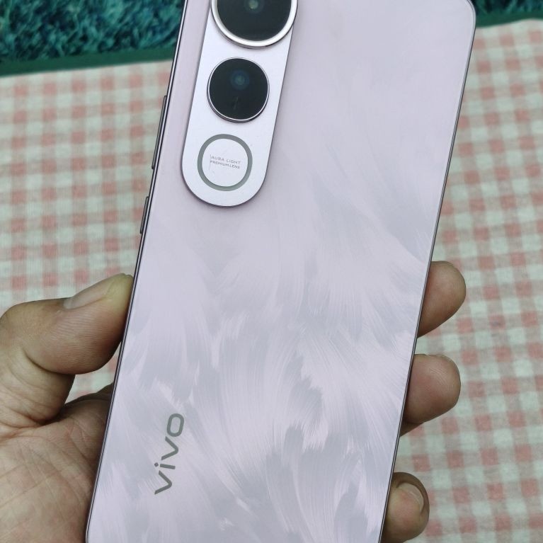 โทรศัพท์ vivo v50 lite 5g มือสอง