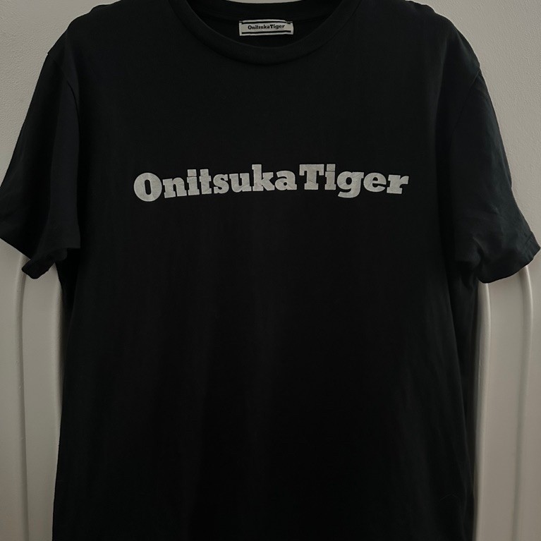 เสื้อ Onitsuka Tiger