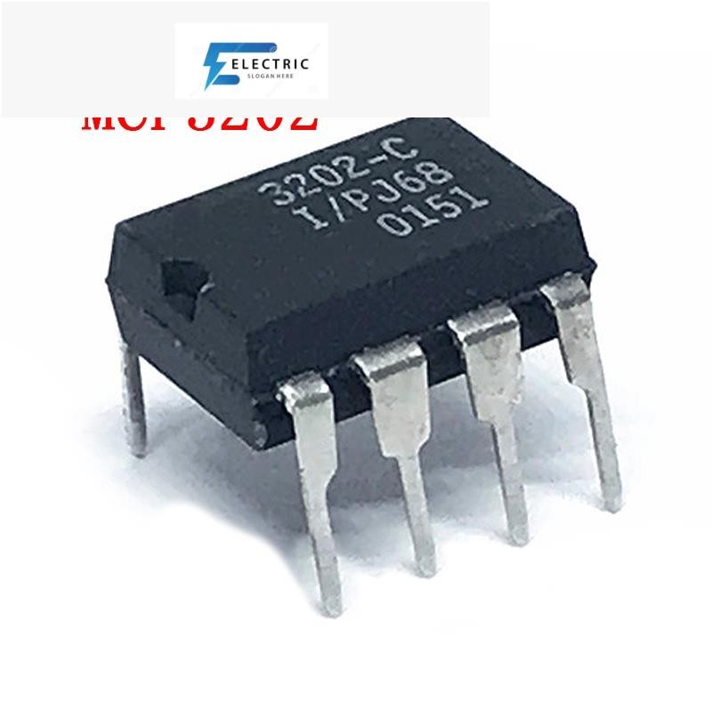 1PCS MCP3202 ใหม่ MCP3202-CI/P เพื่อขายซีรีส์ทั้งหมดเข้า IC DIP-8