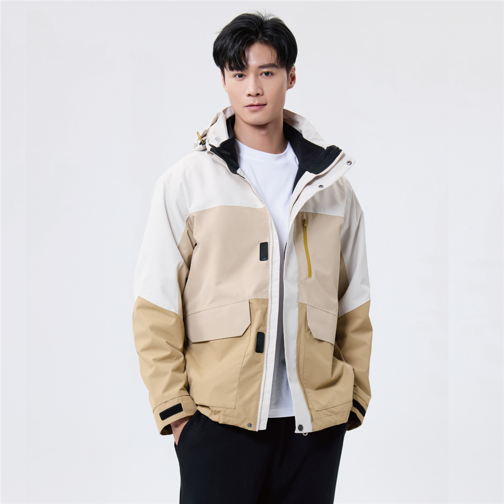 GIORDANO เสื้อแจ็คเก็ตผู้ชาย Men's Multi-Functional 3-in-1 Fleece Jacket 0 01075625