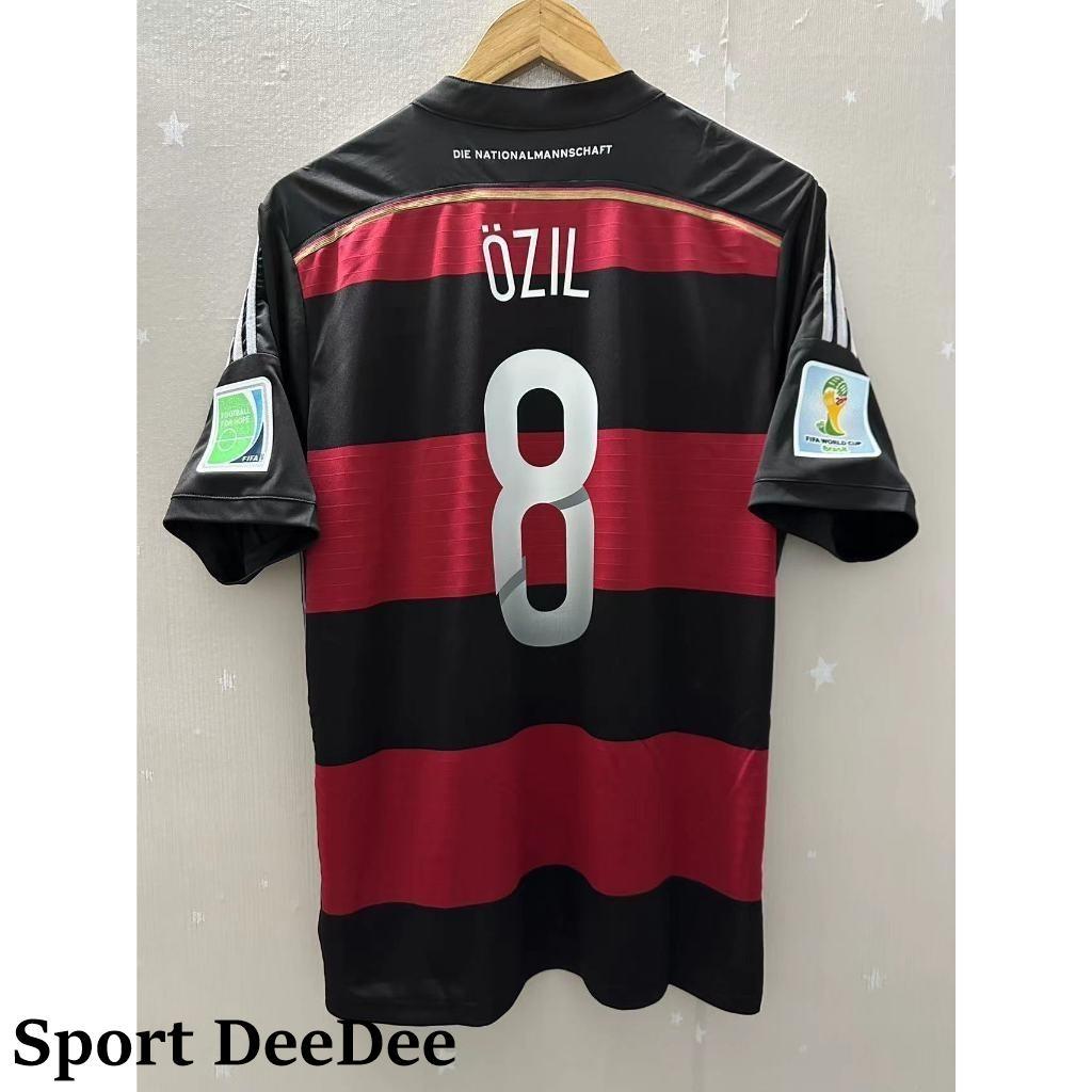 Sport DeeDee！เสื้อบอลเรโทรสไตล์เยอรมัน ออกแบบเองได้ มีภาพของ KLOSE, SCHWEINSTEGER, OZIL, MULLER และ 