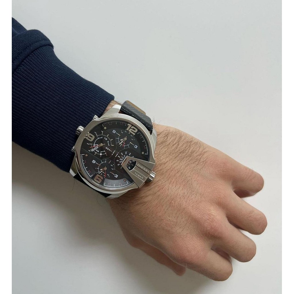 Diesel Uber Chief DZ7376 Quartz Watch Black Dial Big Face
