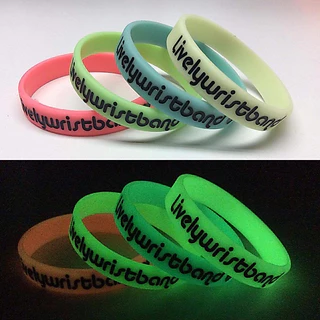 สั่งทำริสแบนด์(wristband) ออกแบบเองได้