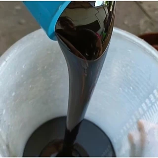 กากน้ำตาลแท้ 1.5ลิตร (2กก)โรงงานน้ำตาลลิน มาตรฐานสากล ( AG Molasses )