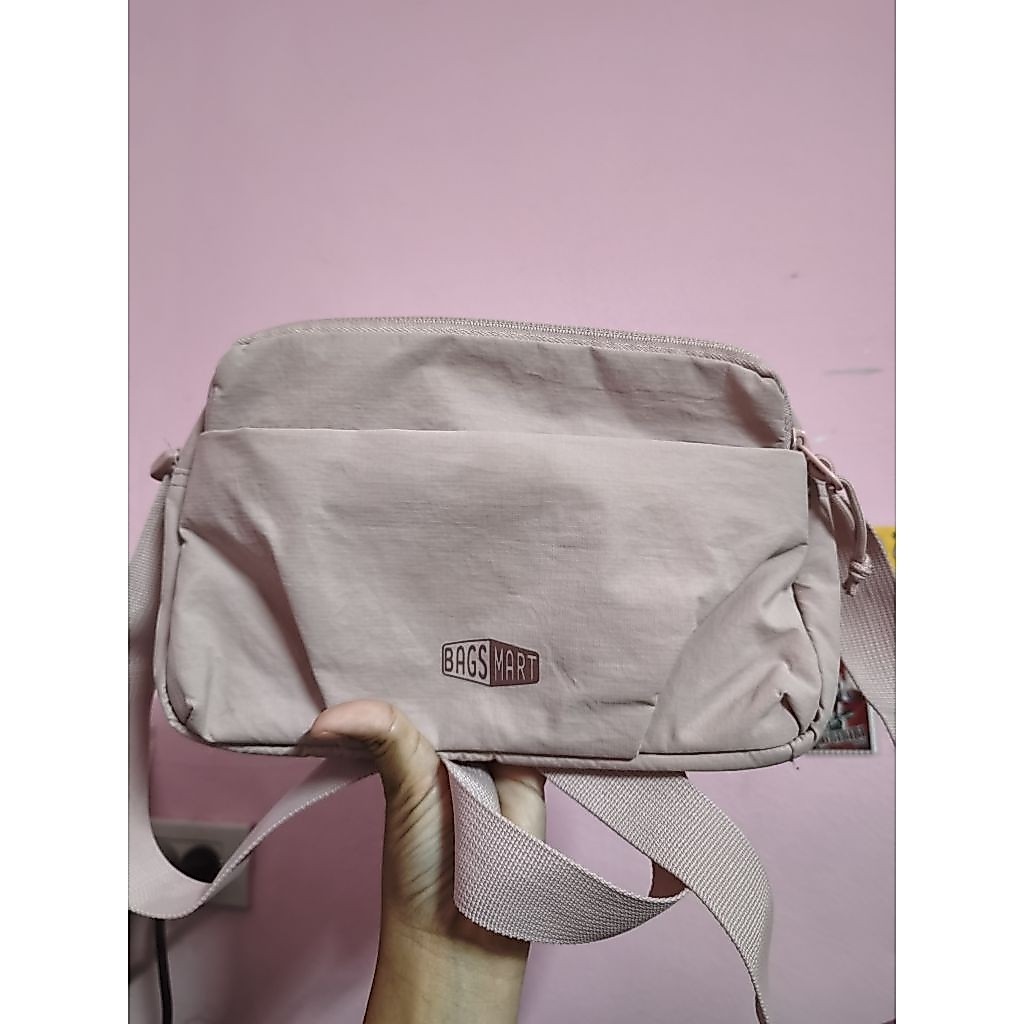 ส่งต่อกระเป๋า bagsmartสีชมพู