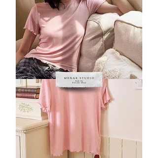 [Dolly Tee] เสื้อยืดผ้าเนื้อนุ่มมากๆ มาพร้อมดีไซส์ระบายเล็กๆน่ารักๆ แมทช์ได้กับทุกลุคแน่นอน