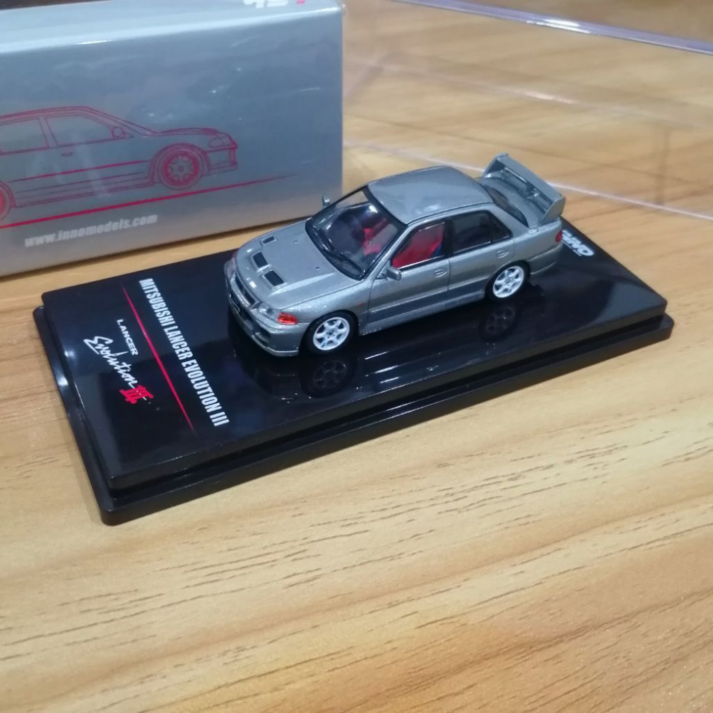 1/64 Inno64​ Mitsubishi​ Lancer​ Evolution​ 3​
