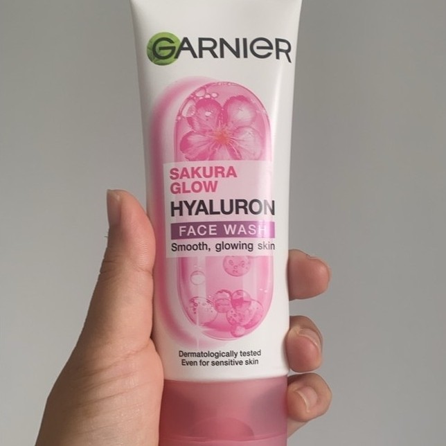 [100 g.] Garnier ซากุระ โกลว์ เฟส วอช Sakura Glow Hyaluron