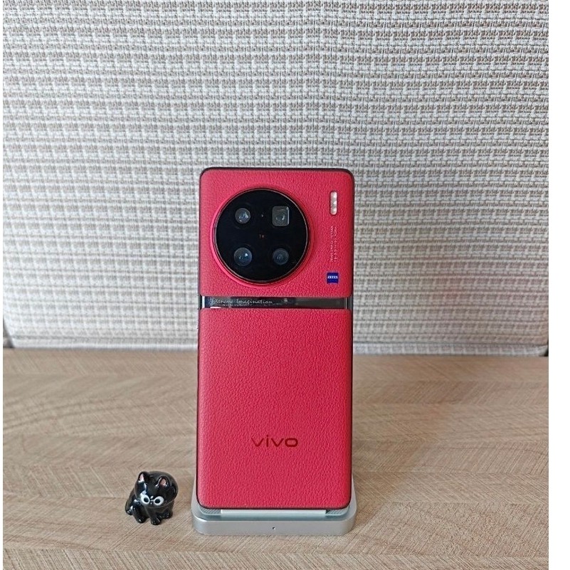 Vivo X90 Pro plus  ~ 12/256 GB ~ Snapdragon 8 Gen 2 ~ Sony IMX989 1" ~ AMOLED 120Hz ~ original flags