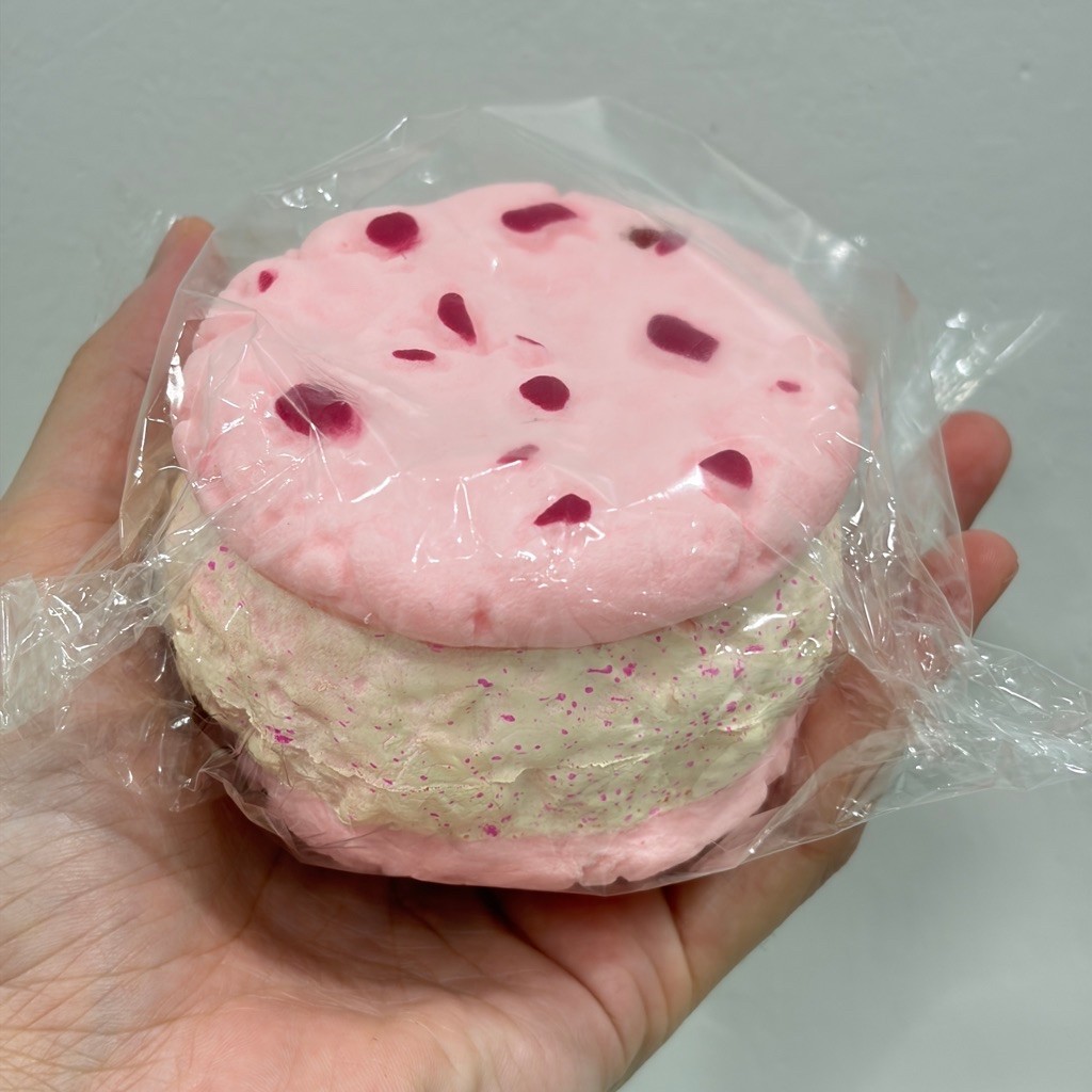 พร้อมส่ง✅Squishy 🍪สกุชชี่7700 คุกกี้แบรนด์7700 มือ1มีแพ็กเกจ