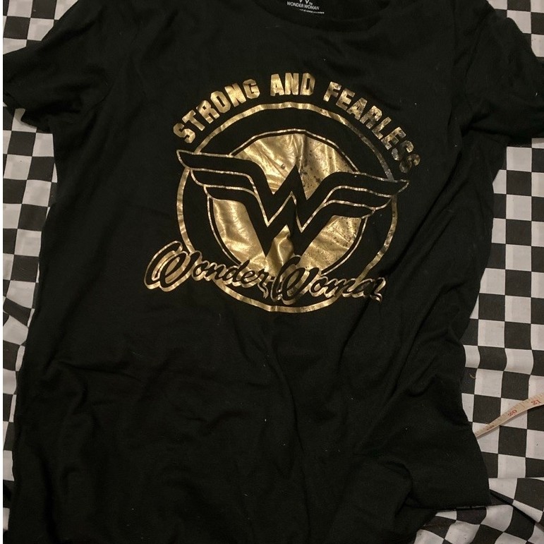 เสื้อ Wonder Woman ไซส์M มือสองของแท้สวยๆ