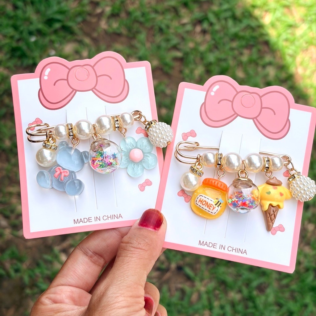 เข็มกลัด 03 ขนาด 5.8 ซม. ติดแน่น ไม่เป็นรู brooch ติดเสื้อผ้า กระเป๋า คนท้อง ปรับเอวกางเกง (พร้อมส่ง)