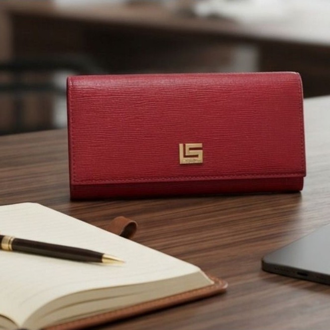 กระเป๋าสตางค์ Guy laroche