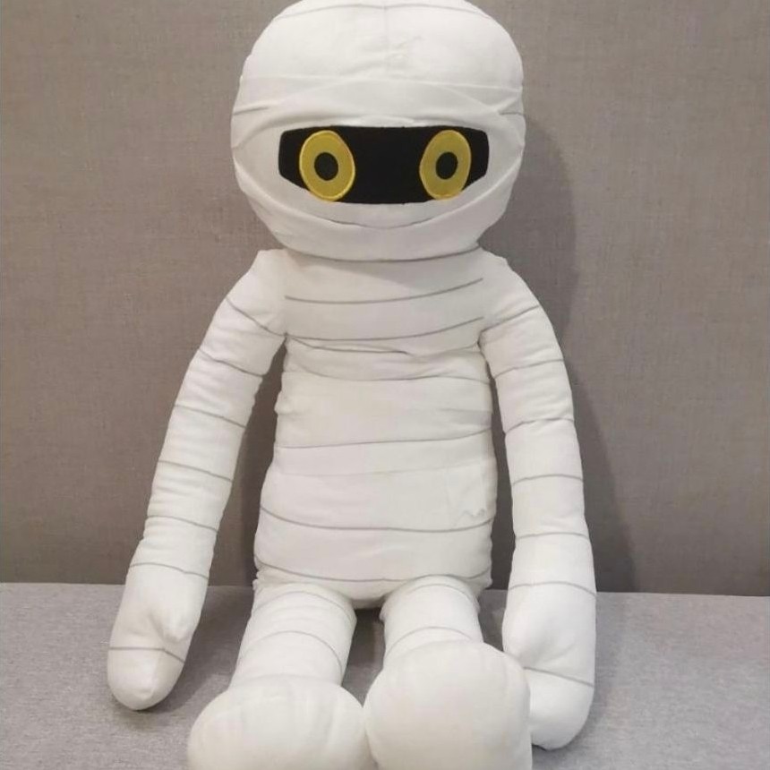 ตุ๊กตามัมมี่จากภาพยนตร์ The Cursed Mummy (Halloween)