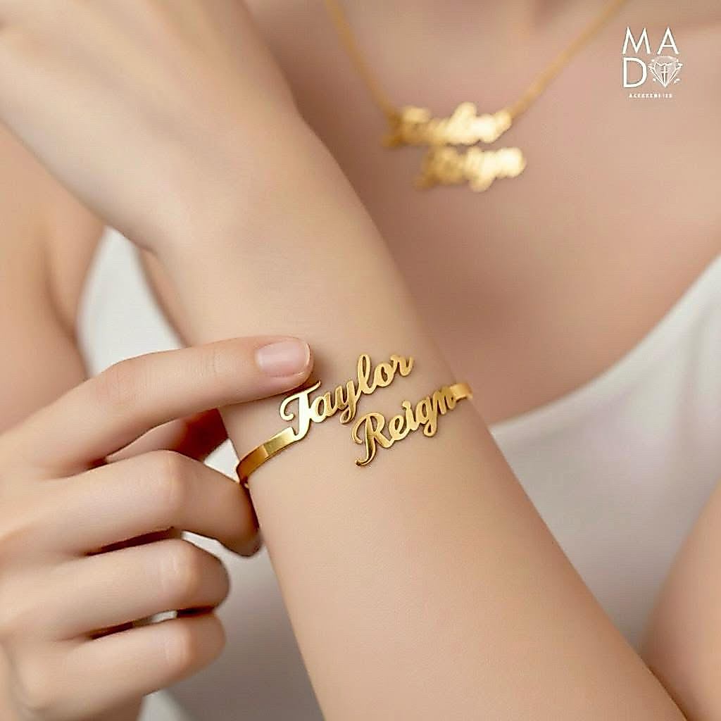 MADO🇹🇭กำไลชื่อ, กำไลตัวอักษร, กำไลสั่งทำ, กำไลข้อมือ ขนาด 3 mm สแตนเลสแท้🎁 พร้อมBox Set | รอผลิต 5-7 วัน