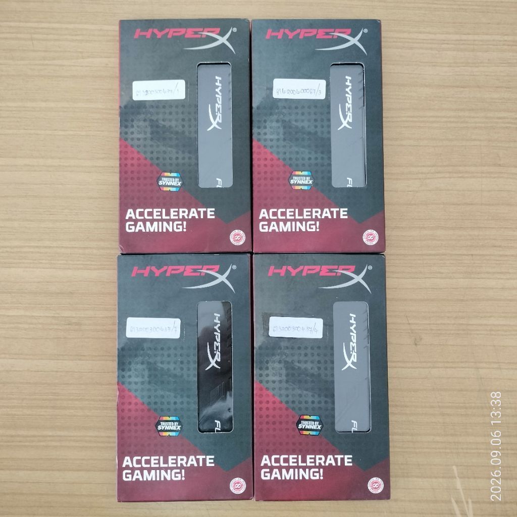 RAM PC KINGSTON HYPERX 8GB(4G+4G) DDR4 บัส2400 ของใหม่ แกะถ่ายรูปกล่องละ 1750บาท