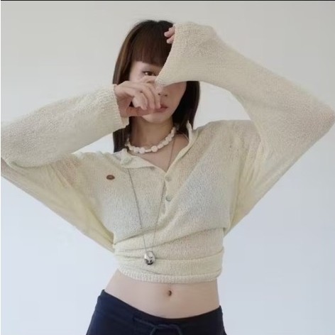 Akkara Studio สีเหลือง ไม่มีตำหนิ