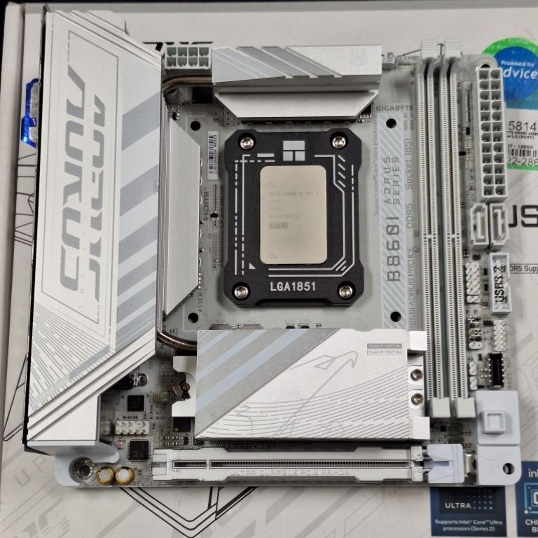 ชุดitxมือ✌️INTEL CORE ULTRA 5 245K LGA 1851 เมนบอร์ด GIGABYTE B860I AORUS PRO ICE (REV. 1.0) DDR5 MI
