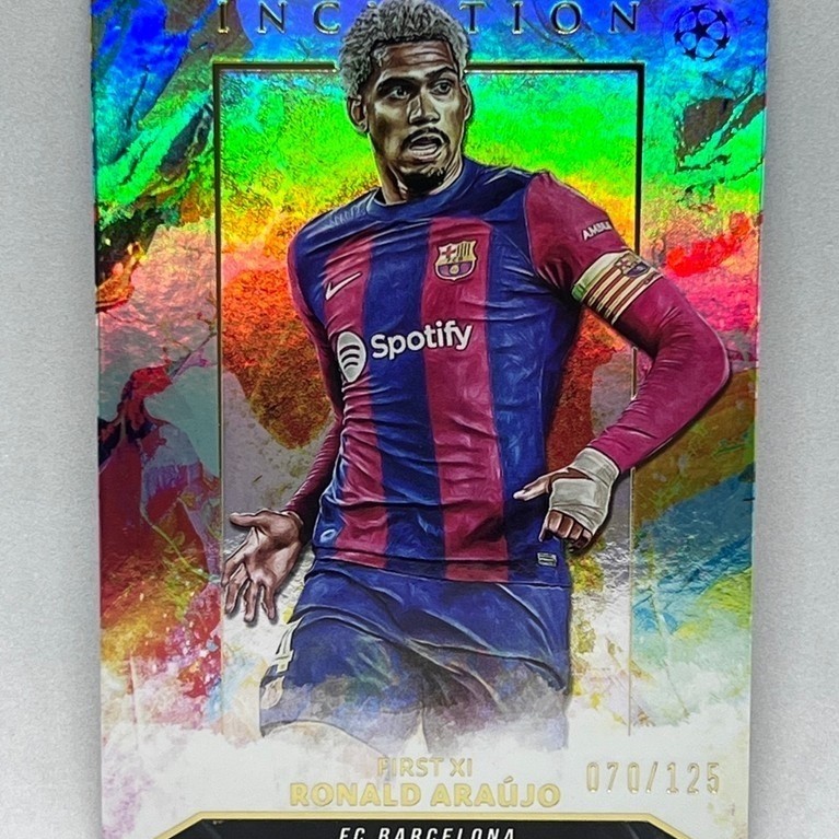 การ์ดฟุตบอล Topps Inception 2023 - 2024 Ronald Araujo /125
