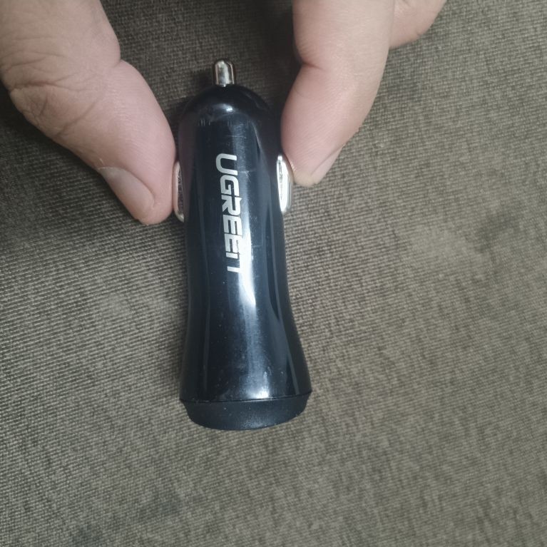 car charger ugreen 30w สภาพกริ้ป