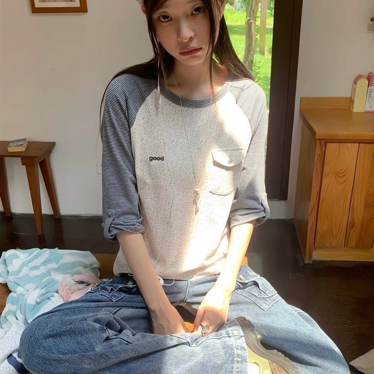 ONSEASON - พร้อมส่ง Romy Crew Shirt