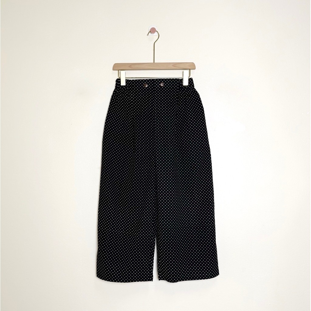 Side Slit Pant  กางเกงCulotteขา5ส่วน ดีเทลชายกางเกงผ่าข้าง