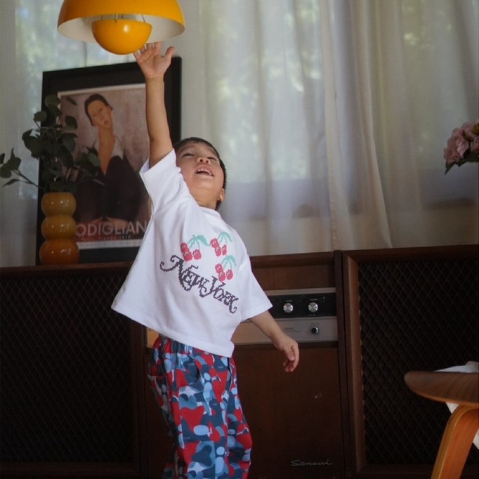 🍒🍒 SALE🍒🍒 Cherries New York เสื้อยืดทรงโอเวอร์ไซซ์ลายเชอร์รี่ สกรีนนูน T!NY Kidswear