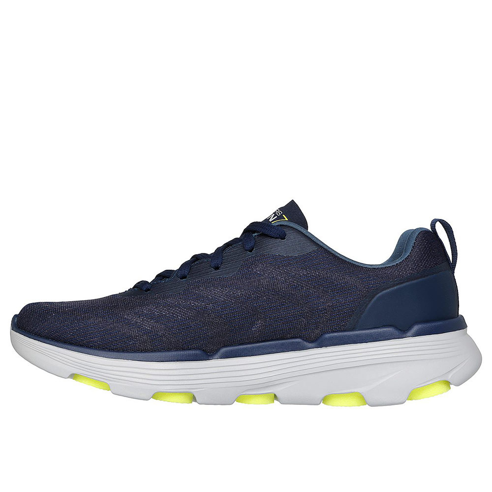 Skechers สเก็ตเชอร์ส รองเท้าผู้ชาย Men Performance GOrun 7.0 Jetway Shoes - 220649-NVLM Air Cooled Goga Mat — صورة 6