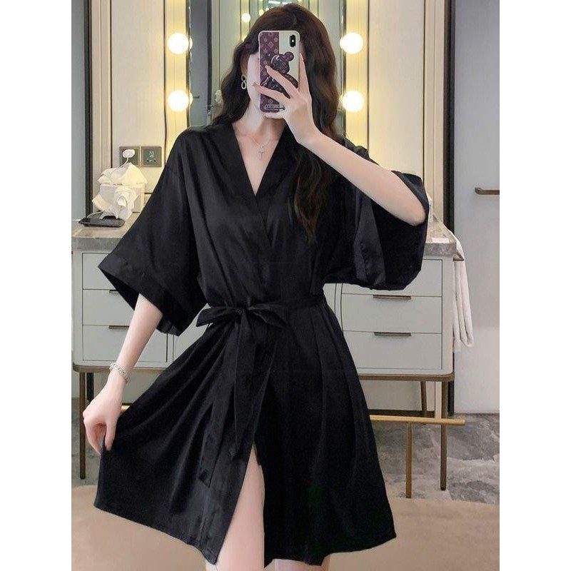 Sexy Night  เสื้อคลุมอาบน้ำ  สไตล์ญี่ปุ่น  ผ้ามันวาว พร้อมสายคาดเอว สินค้าพร้อมส่งจากไทย “พร้อมจัดส่ง”   （H1102）