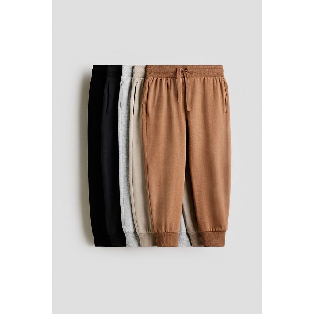 H&M(เอชแอนด์เอ็ม) ชุดกางเกงจ็อกเกอร์ผ้าฝ้าย jersey 5 ชิ้น Boys 5-pack cotton jersey joggers 1274467_4