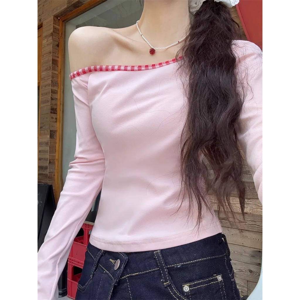 เสื้อเปิดไหล่สีชมพู เสื้อยืดแขนยาวเปิดไหล่ เสื้อครอปท็อป