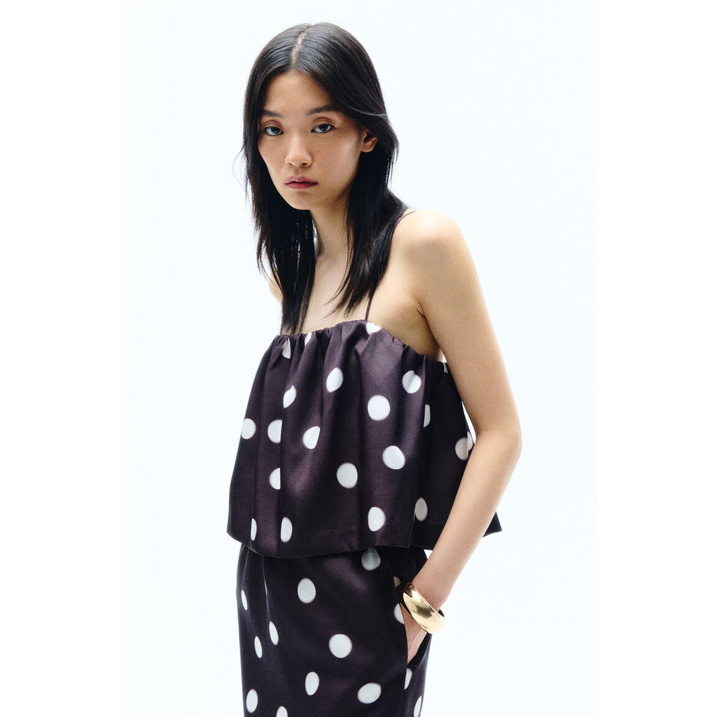 H&M(เอชแอนด์เอ็ม) เสื้อสายเดี่ยวดีไซน์จับจีบ Women Gathered strappy top 1322352_1