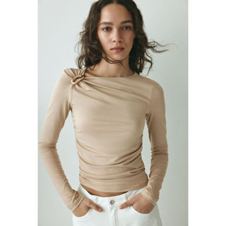 H&M(เอชแอนด์เอ็ม) เสื้อเจอร์ซีย์ดีไซน์ไม่สมมาตร Women Asymme…