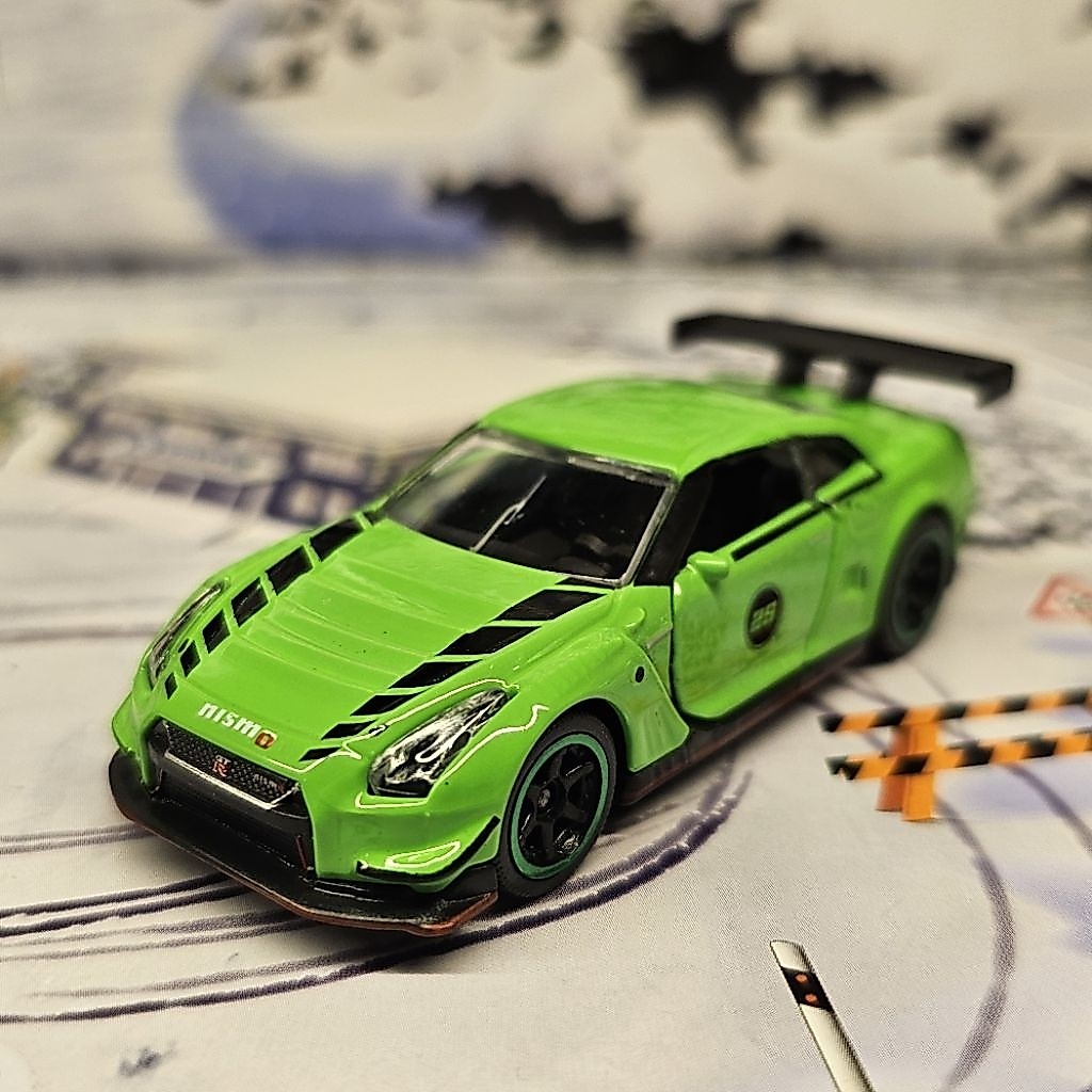 โมเดล รถของเล่น Majorette Nissan GTR R35 GT3 Nismo สีเขียว นอกแพ็ค รถสวย หายาก