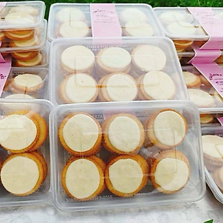 แครกเกอร์เนยหนึบ รสเนยนม รสกระเทียม 18 ชิ้น/กล่อง [ แตกหักง่าย ]