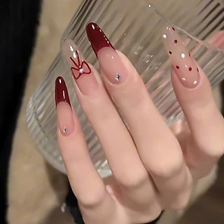 แผ่นติดแบบฝรั่งเศส 🍒 10 ชิ้น เล็บปลอม เล็บปลอมติด nail เล็บปลอมเจล งานแฮนด์เมด 🎨 ใช้ซ้ําได้ หลากหลายแบบให้เลือก