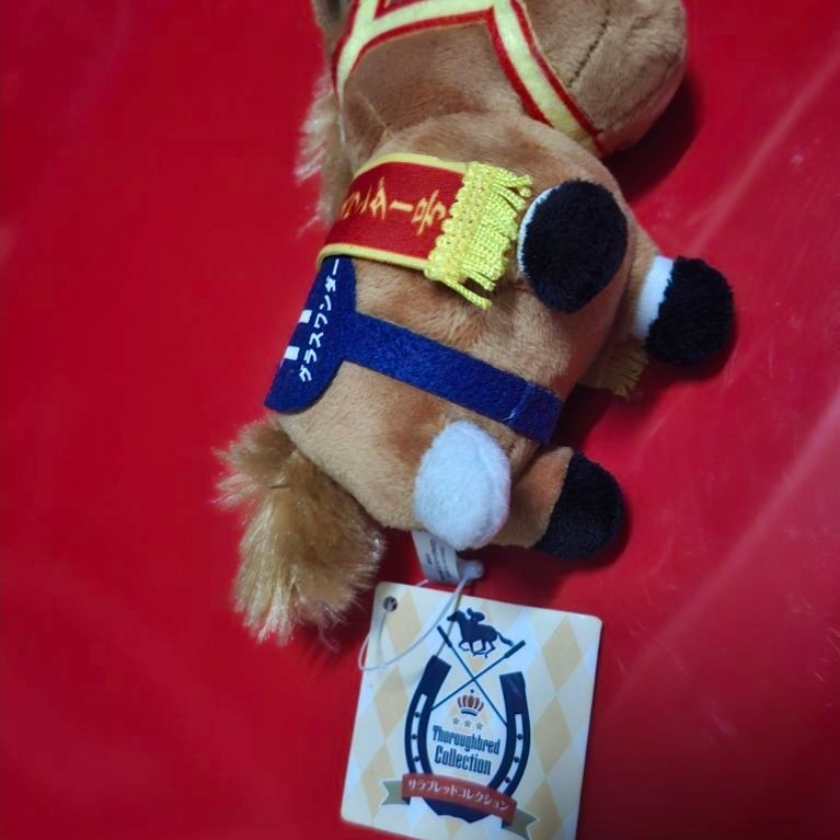 ตุ๊กตาม้าแข่ง Grass Wonder (グラスワンダー) หมายเลข 11 จากซีรีส์ยอดนิยม Thoroughbred Collection Mascot Ball