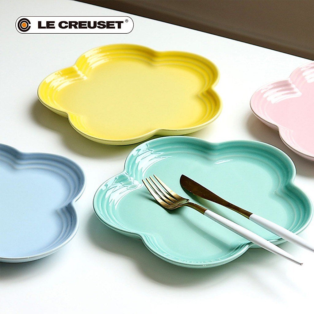 Le creuset flower plate 23cm ceramic plate flower shape plate gift set home vegetable plate
